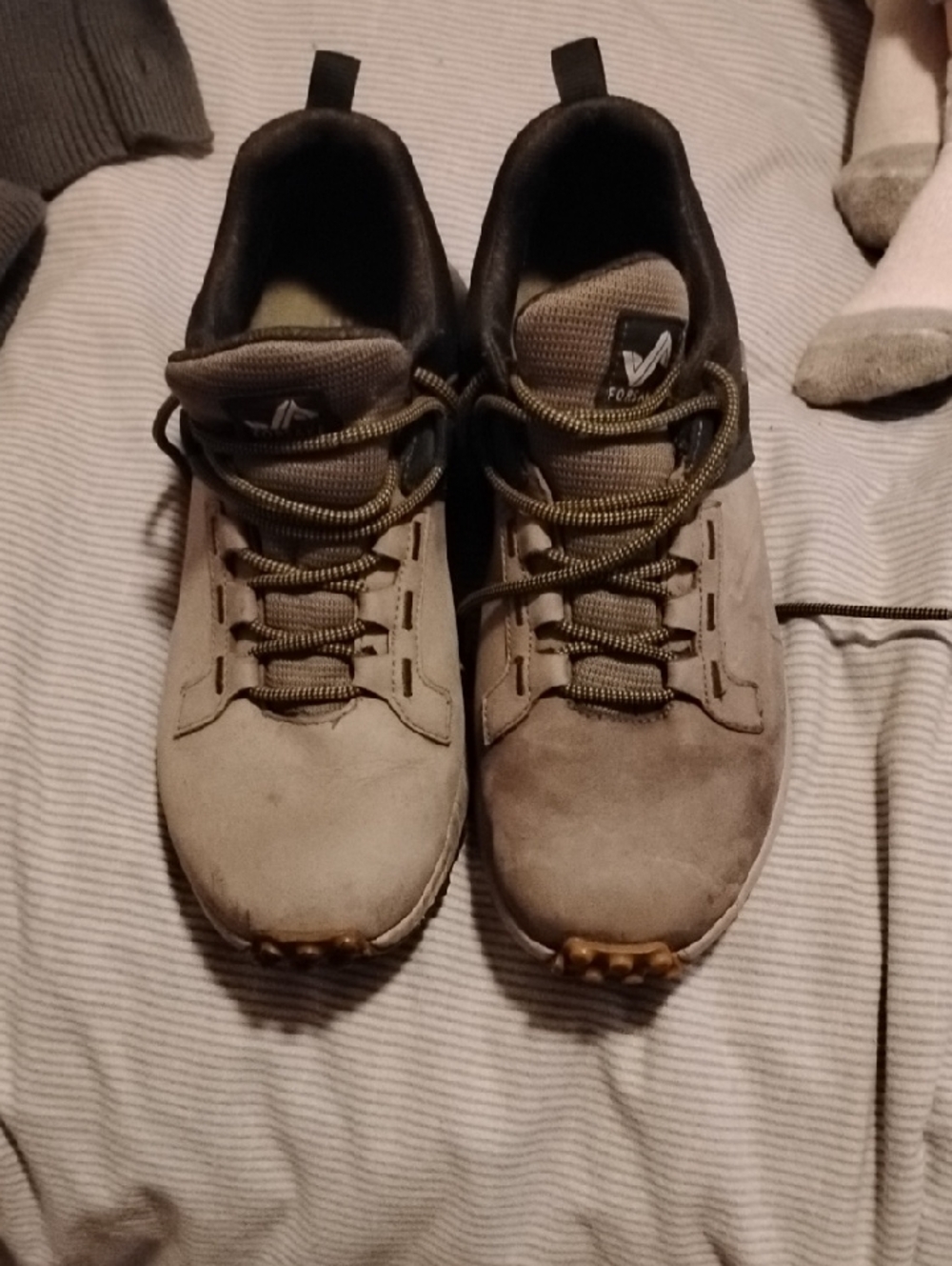 Forsake Low Hiking Shoes, Mens 9, Green & Gray